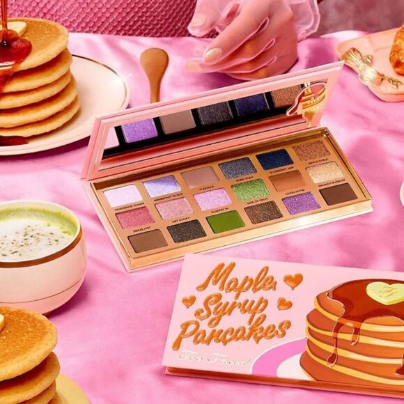 Too Faced Maple Syrup Pancakes Eyeshadow Palette - Picture 7 of 13
